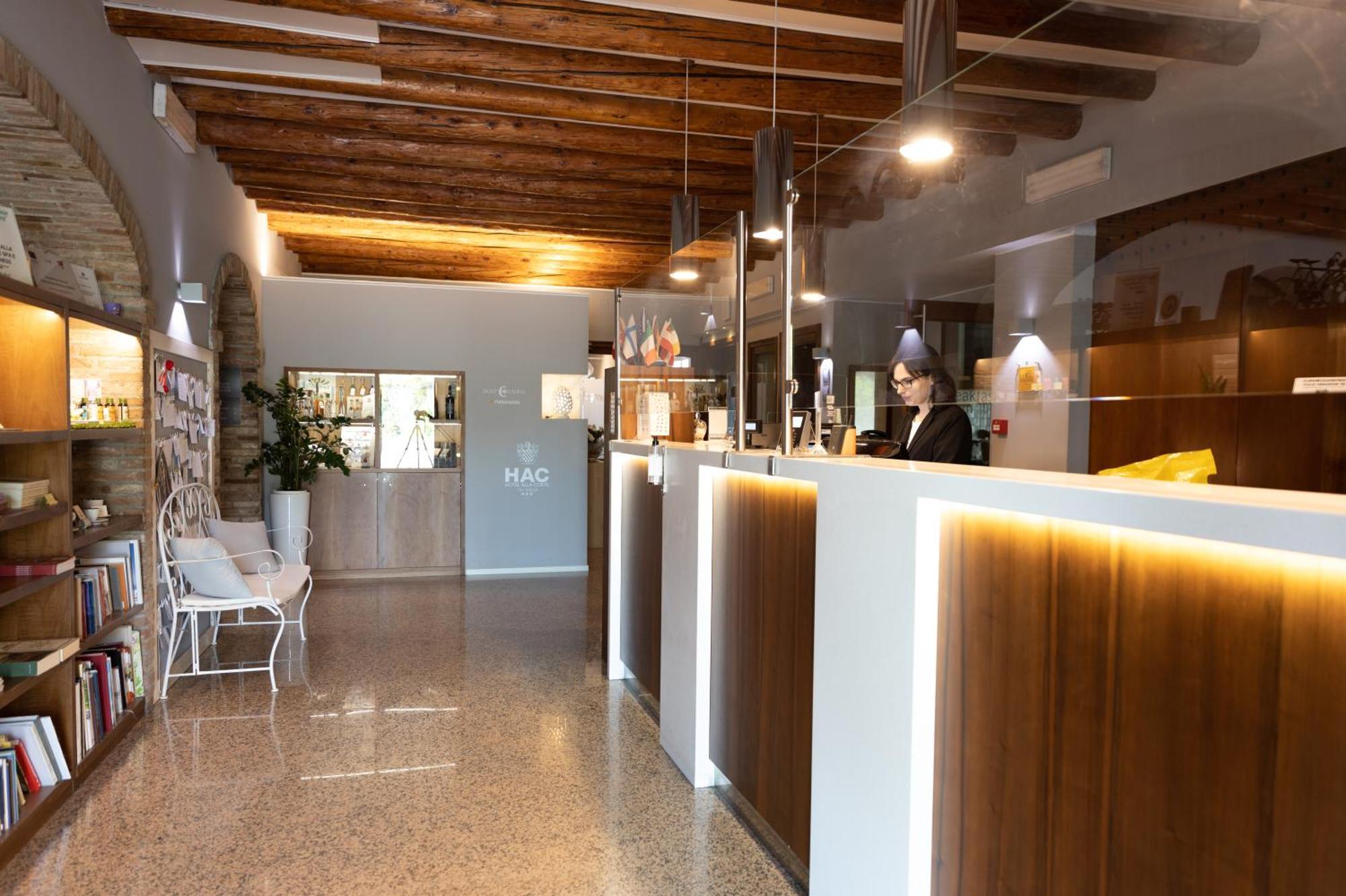 Hotel Alla Corte Spa & Wellness Relax Bassano del Grappa Exterior photo